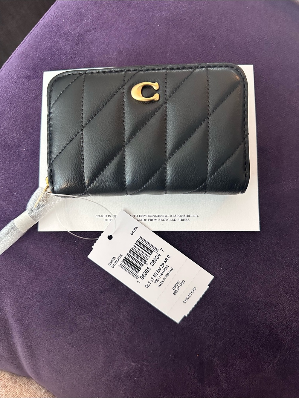 Coach Essential Black Small Zip Around Card Case with Pillow Quilting - Picture 6 of 7